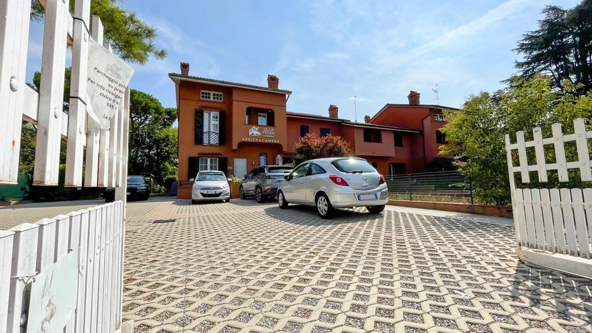 Villa Fenix Osio Sotto Exteriör bild